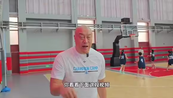 看看马健当年打日本男篮的集锦！赢他们3、40分真没吹牛逼！